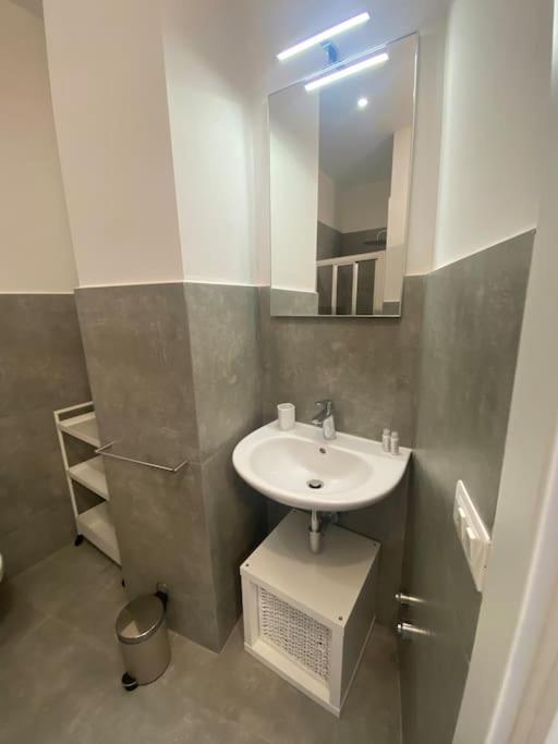 Micheli Apartment Флоренция Екстериор снимка